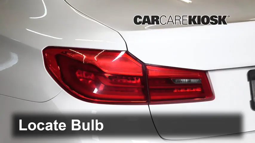 2019 BMW 530i 2.0L 4 Cyl. Turbo Lights